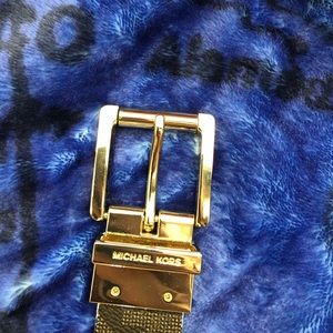 Women’s Michael Kors REVERSIBLE belt